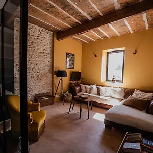 https://namaste-home.fr-provencehotel.com